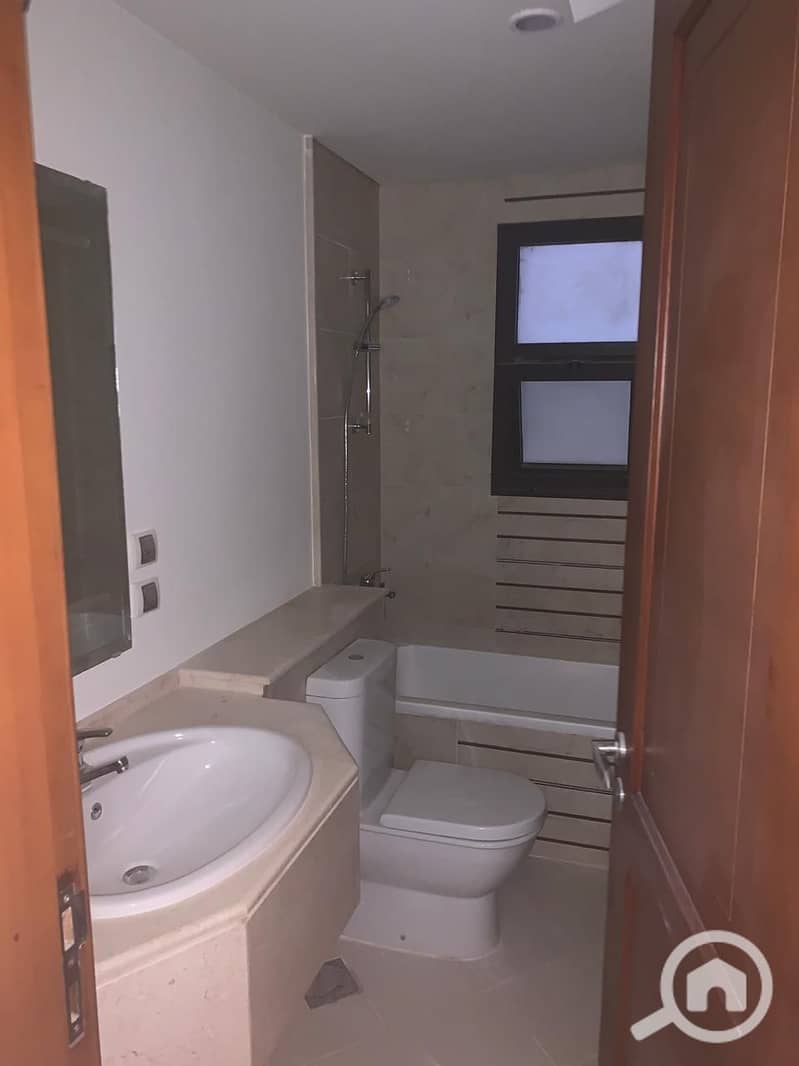 5 WhatsApp Image 2025-11-26 at 16.36. 35. jpeg