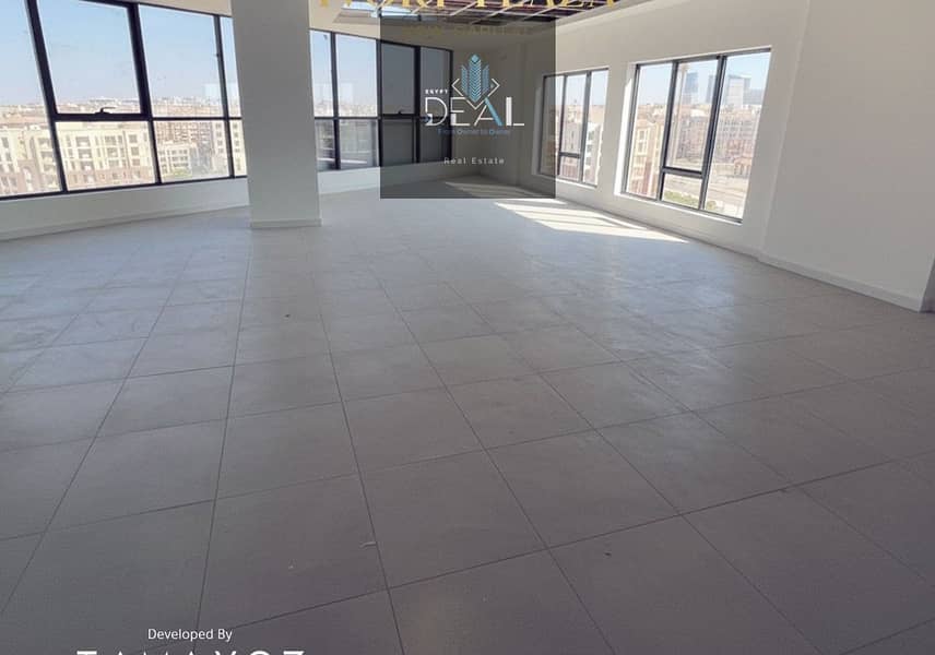 15 WhatsApp Image 2025-10-29 at 13.01. 39_f9b9fe0a. jpg