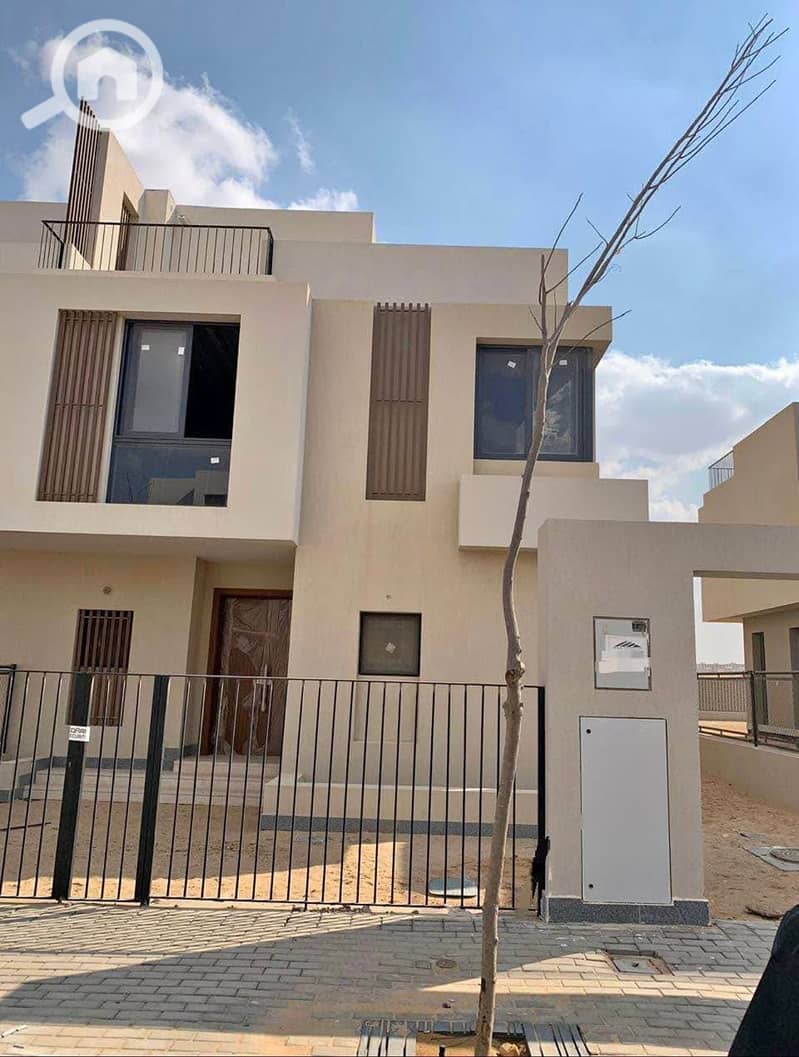 11 d16a30a5-b97c-4b4d-a005-beaf6cc6bea3. jpeg