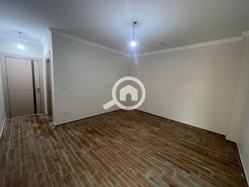 2 WhatsApp Image 2025-10-27 at 3.35. 03 PM. jpeg