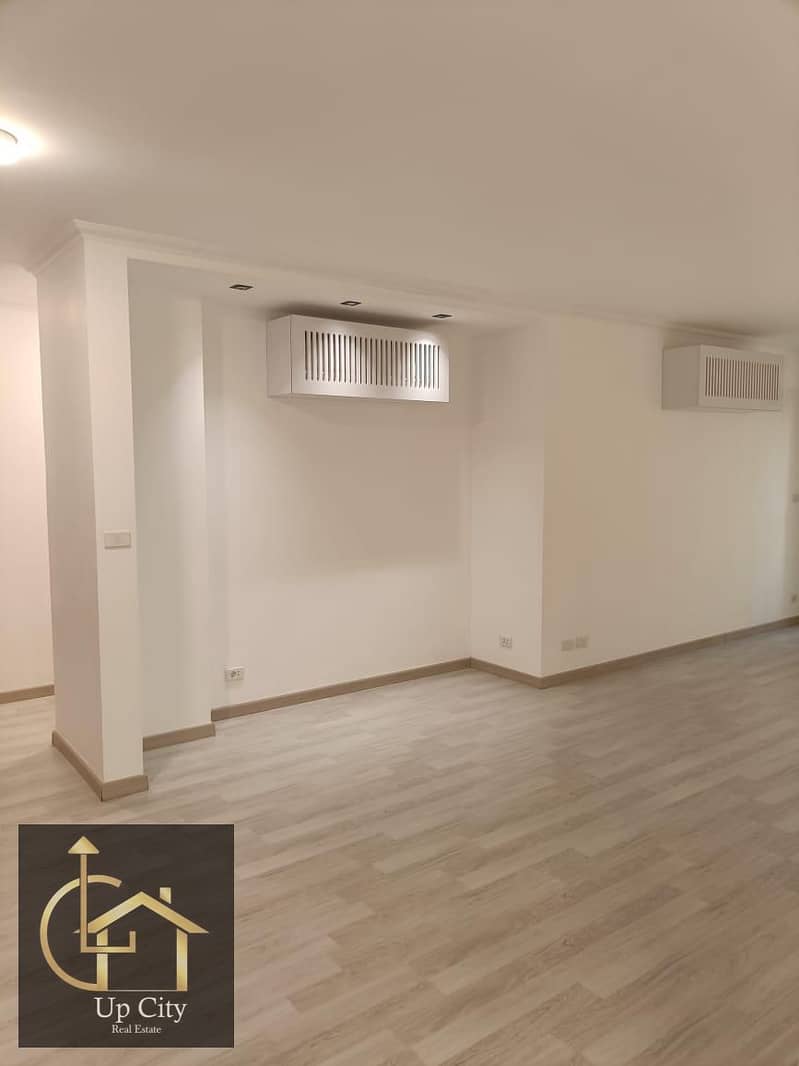 7 WhatsApp Image 2025-11-20 at 14.27. 00 (1). jpeg