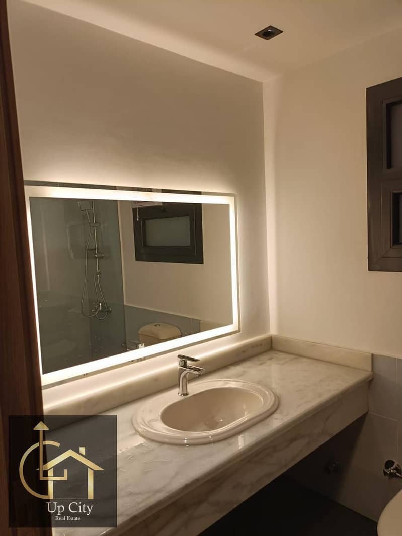 8 WhatsApp Image 2025-11-20 at 14.26. 59. jpeg