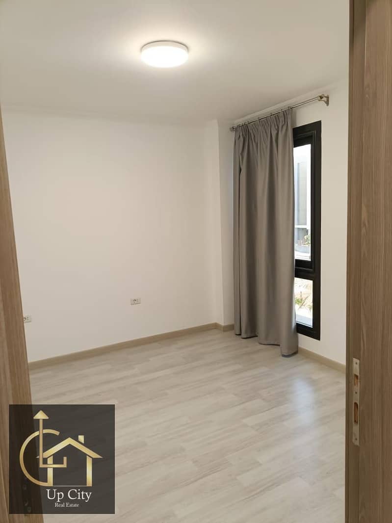 10 WhatsApp Image 2025-11-20 at 14.27. 00 (6). jpeg