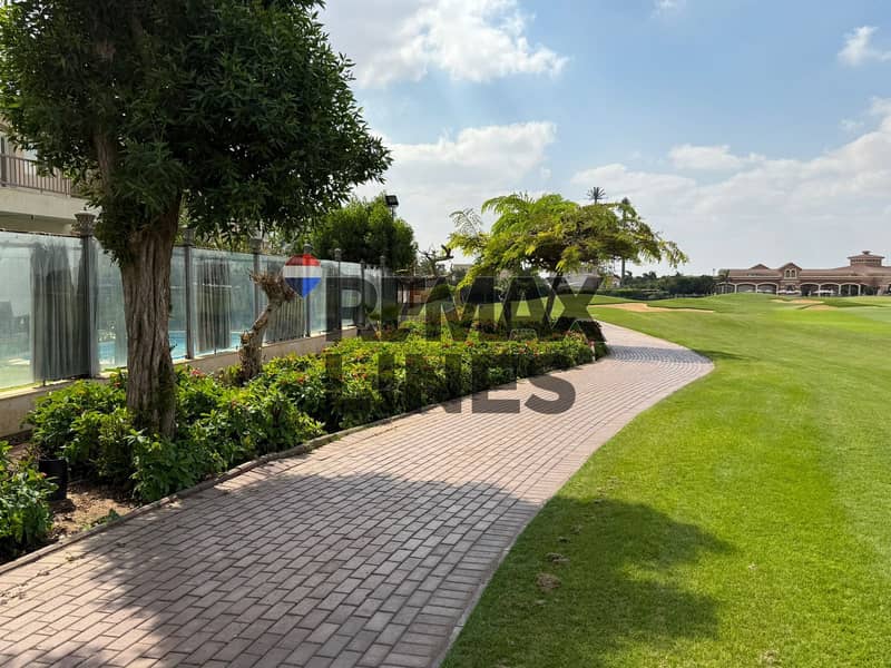 4 478b8a9e-fff1-4bb6-8d3f-6c1fe89dd615. jpg