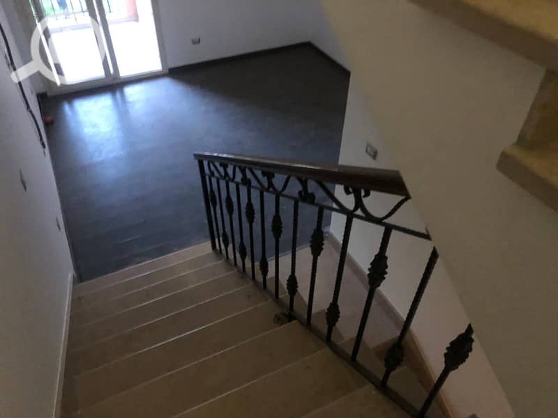 9 cd2d0ad8-e496-4ac9-a8d3-0c1f0741d831. jpg