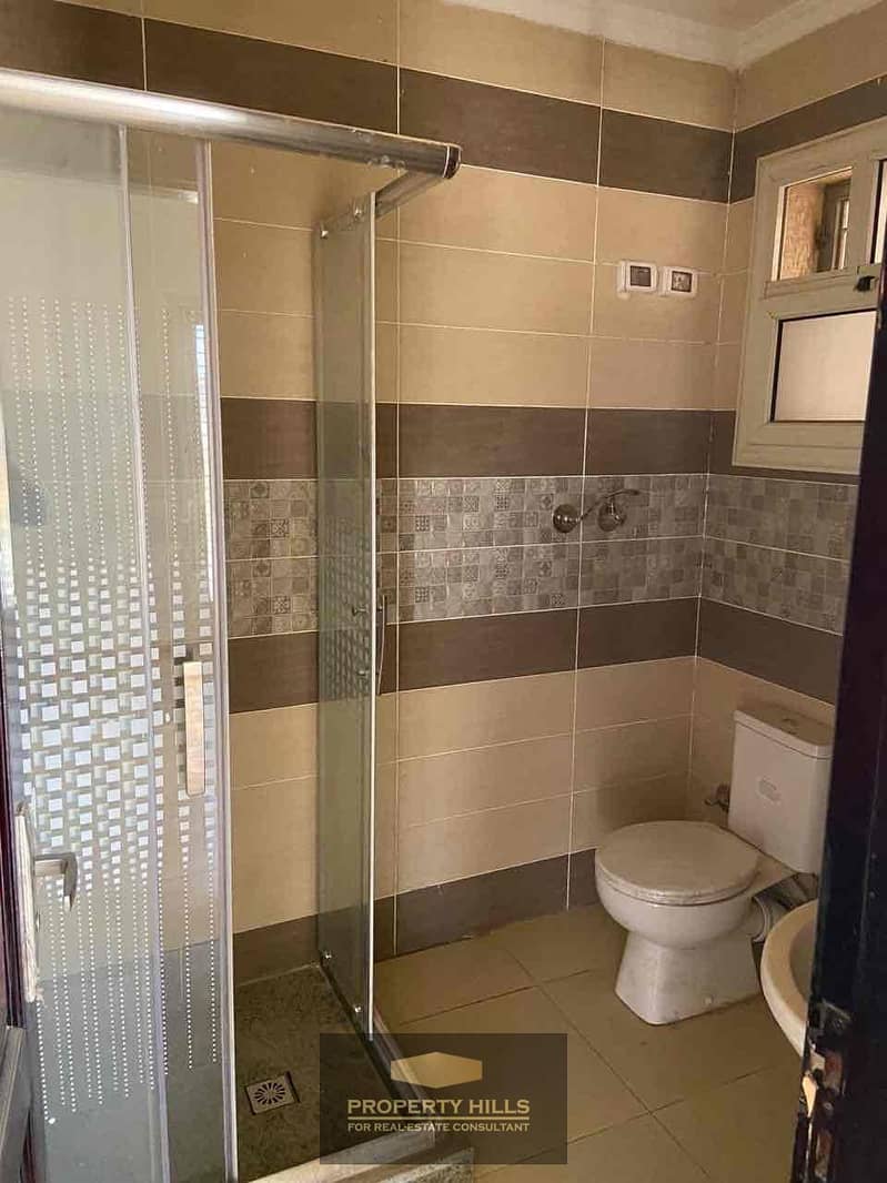 12 17049ec6-4d20-4b1f-b7be-795cf7a313d1. jpg