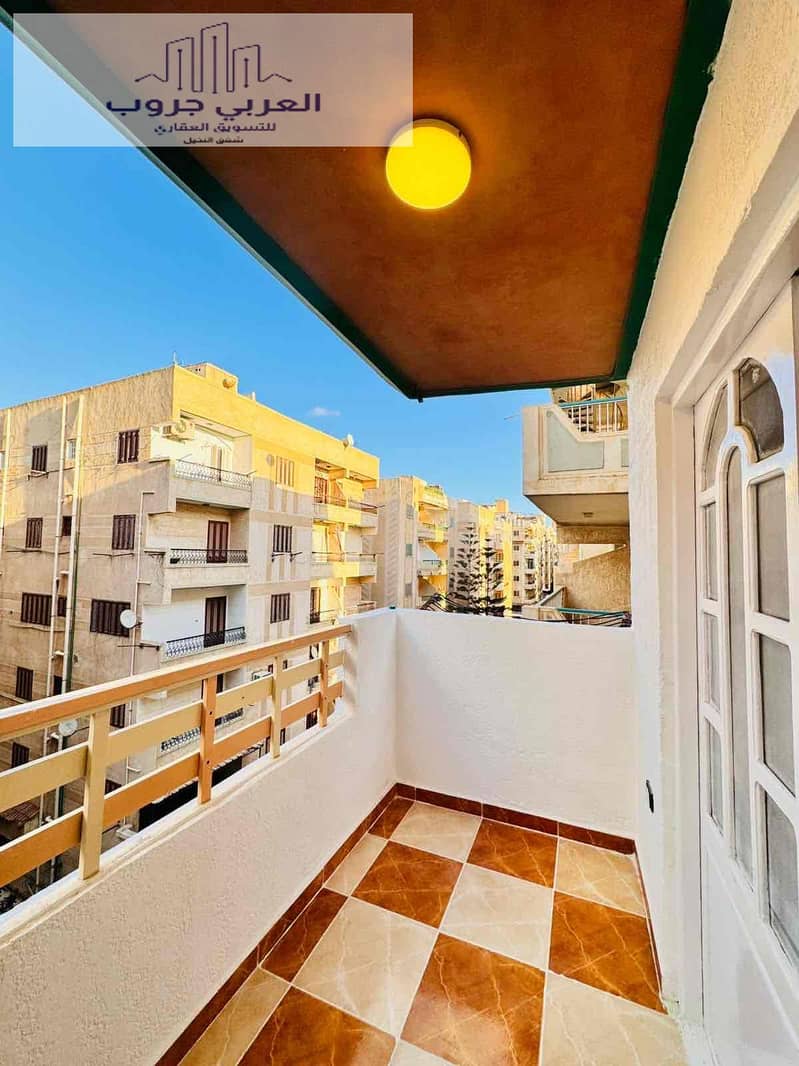 4 9874f018-6f99-44e9-a732-072c436f8987. jpg