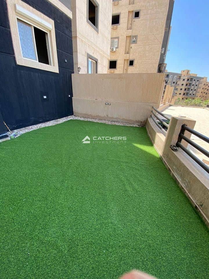 8 519557522_1238057838110994_4849075181431423511_n. jpg