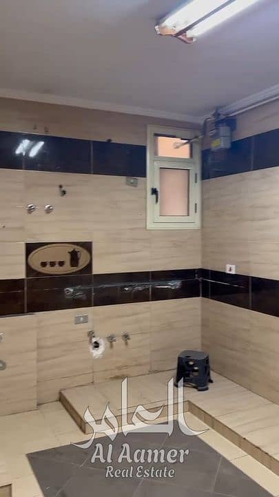 9 WhatsApp Video 2025-10-28 at 6.10. 23 PM. mp4_snapshot_00.44. 352. jpg