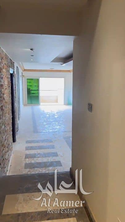 15 WhatsApp Video 2025-10-28 at 6.10. 23 PM. mp4_snapshot_01.56. 448. jpg