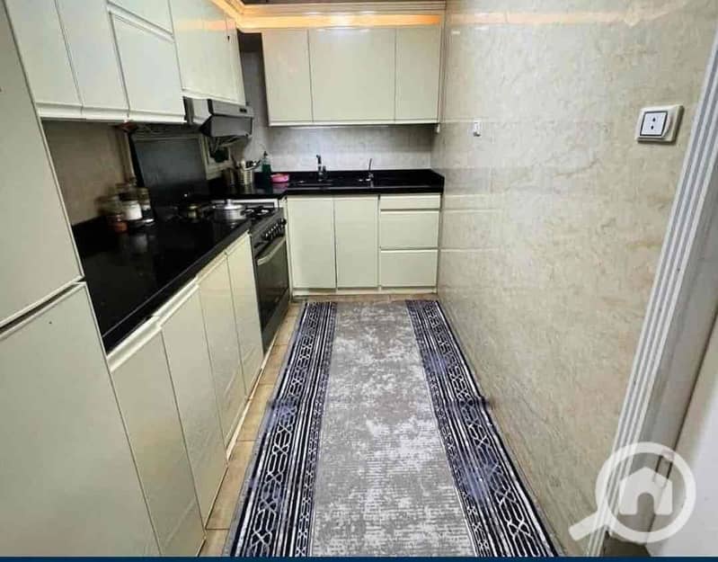 3 e00bff87-6992-4a64-a23a-e89bde696a80. jpg