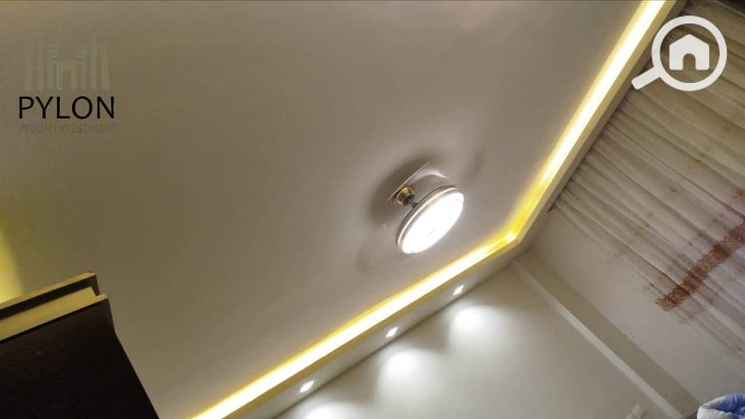 6 e34d7d53-55eb-4387-b206-fc2dd99a46cd. jpg