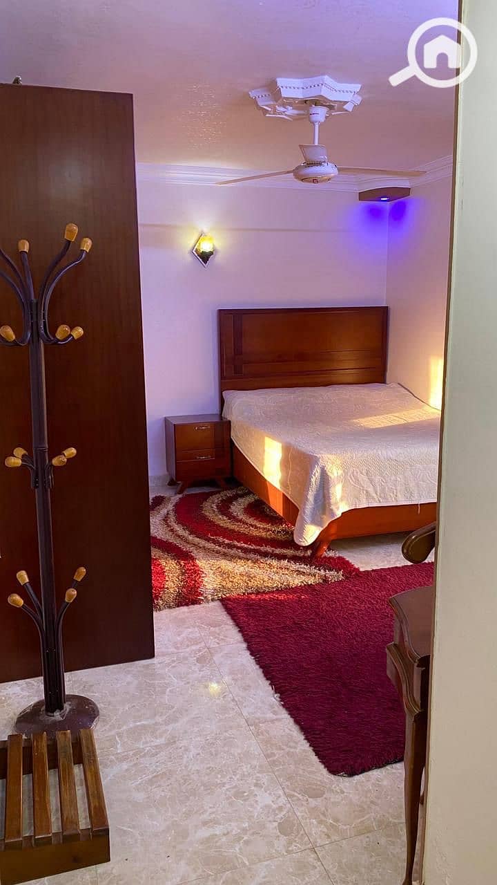 11 cc04d8cf-7df4-414b-9f8c-35157ca6879a. jpg