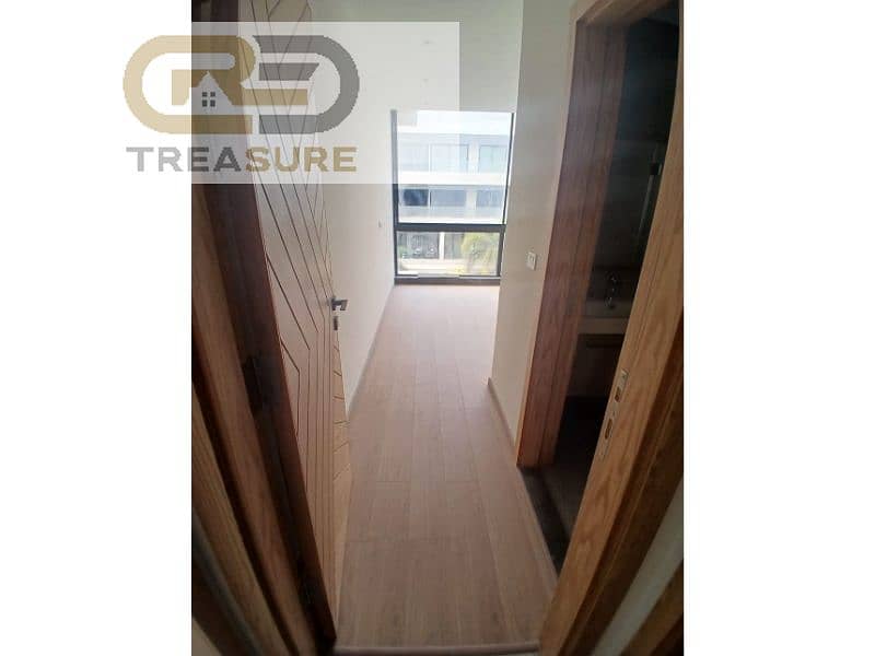 7 WhatsApp Image 2025-11-26 at 4.38. 55 PM (2). jpg