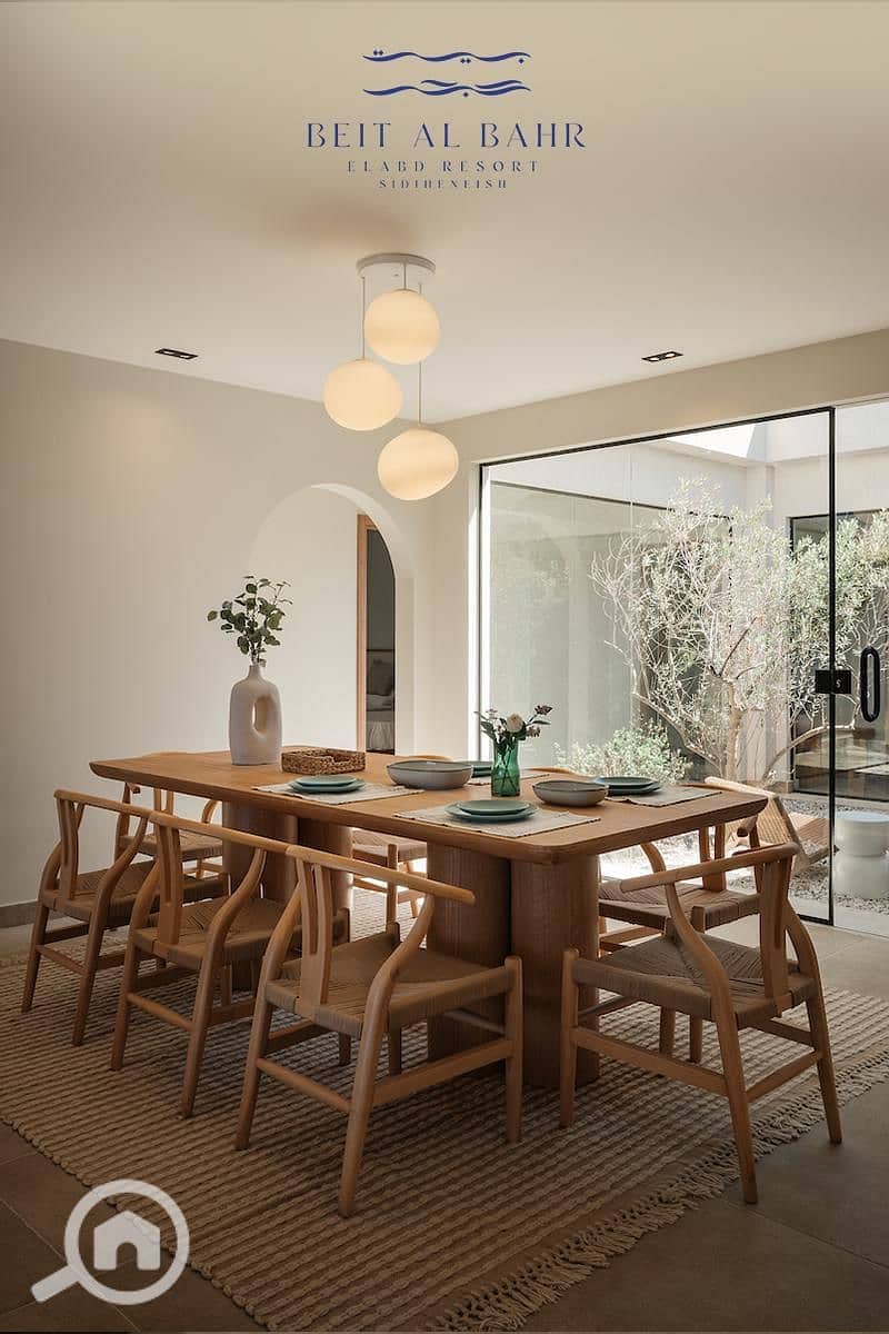 4 e93acdb1-95a7-4c21-a955-78373b9d8bb4. jpeg