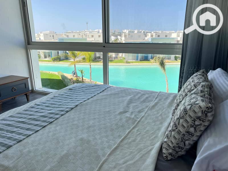 07b8b526-71ce-4b17-8f39-3bfa97d26438. jpeg