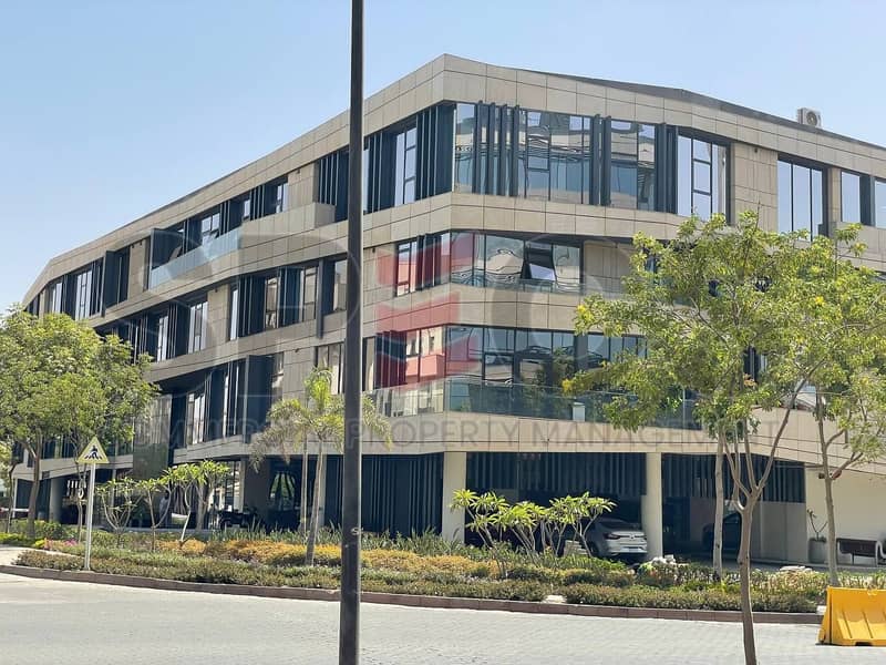 2 photo_5882089700968221398_y. jpg