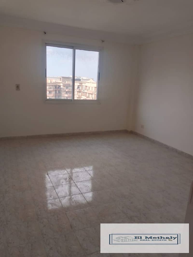 2 0a2a8d41-9156-42d2-bd62-a7cf48679ad5. jpg