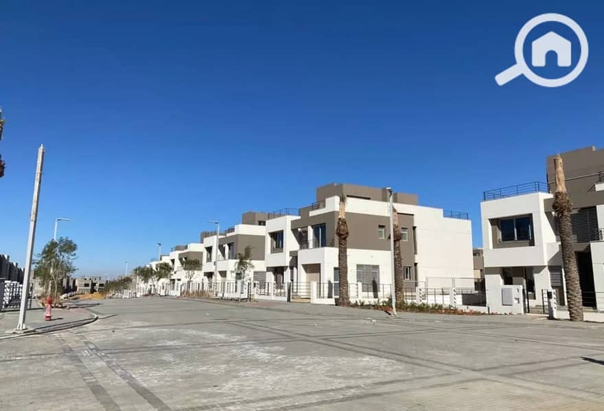 10 63c78224-b35b-4260-abd6-d540480fb97d. jpeg