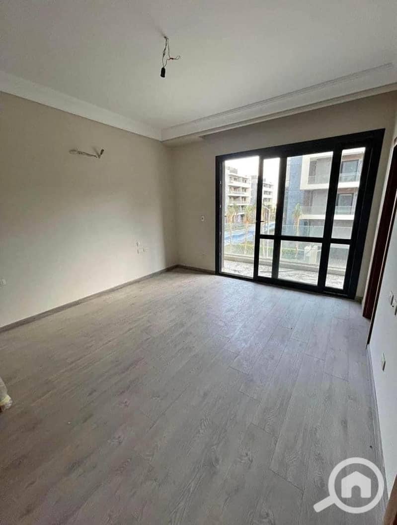 8 c04ea421-2c30-43c1-b7cf-a972727c4015. jpeg