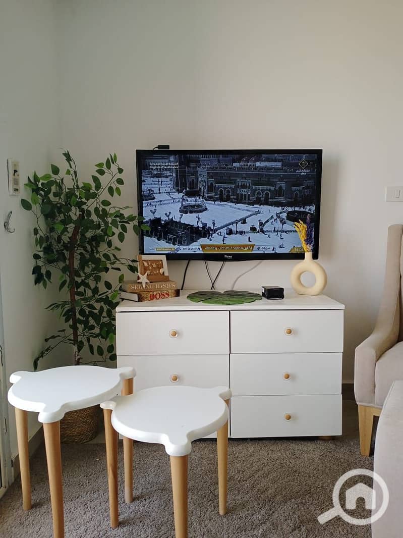 5 1fcbaa73-5ecc-4a74-ab9b-a0c3feaefa64. jpeg