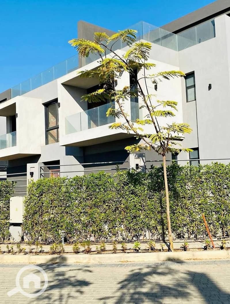 4 WhatsApp Image 2025-07-21 at 9.31. 37 PM. jpeg