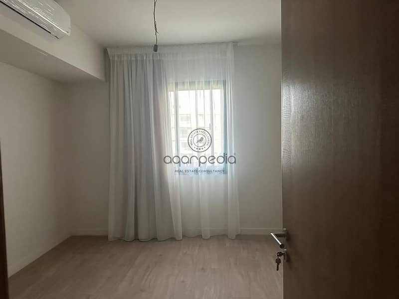 4 WhatsApp Image 2025-11-25 at 1.37. 39 PM (1). jpeg