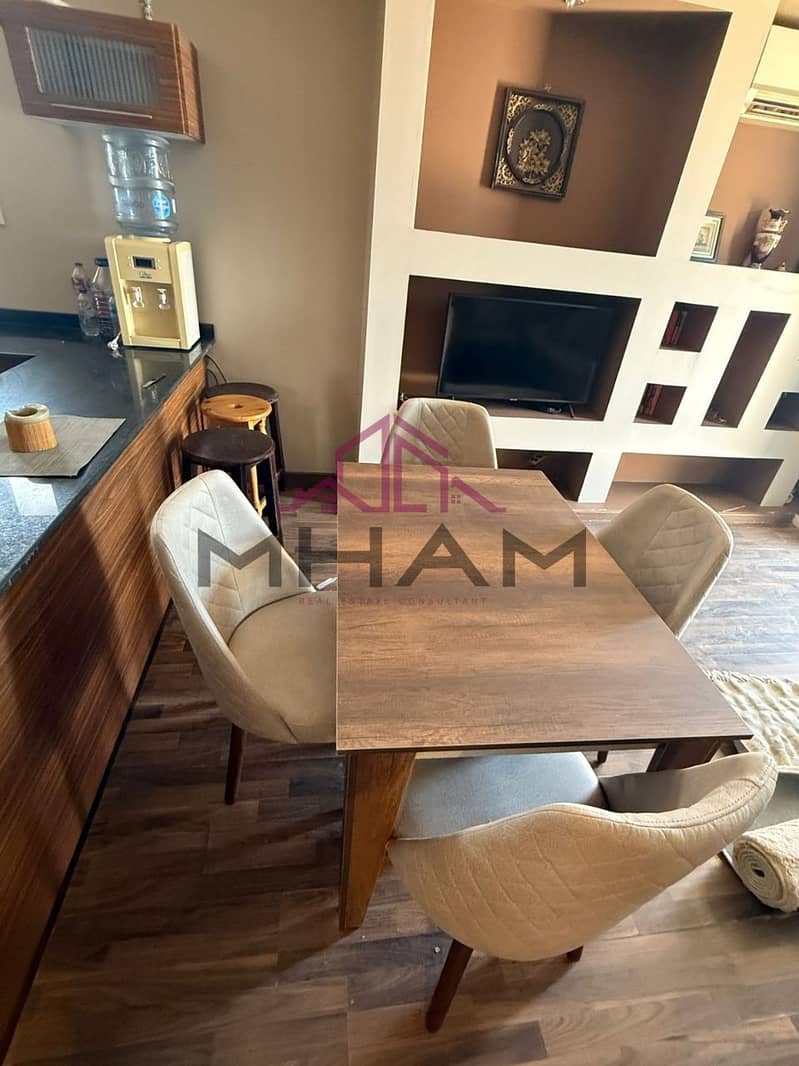 14 photo_5841569652356615178_y. jpg