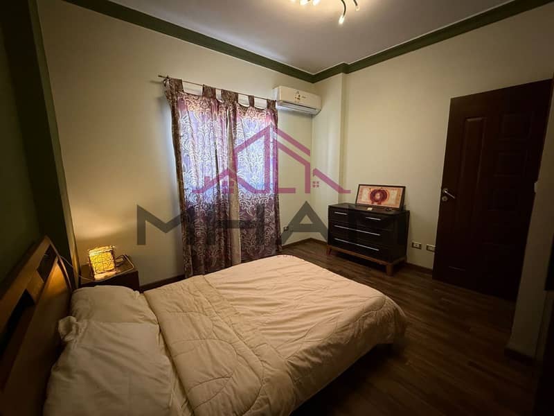 16 photo_5841569652356615180_y. jpg