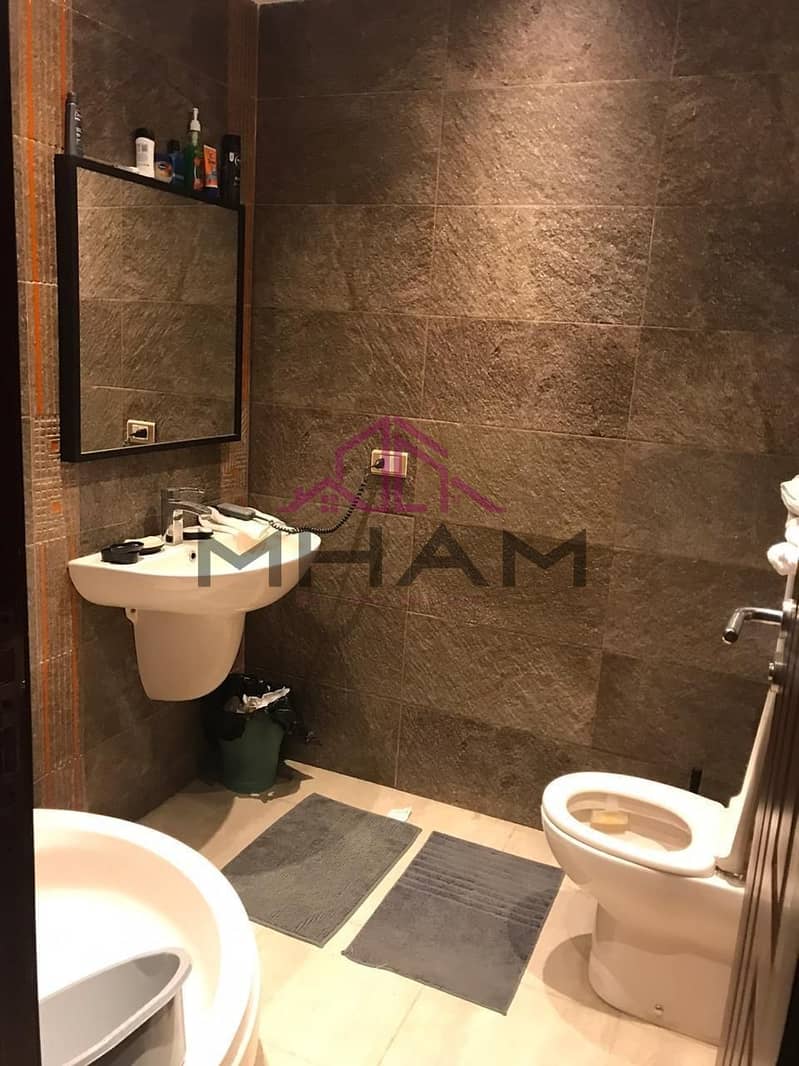 18 photo_5841569652356615182_y. jpg