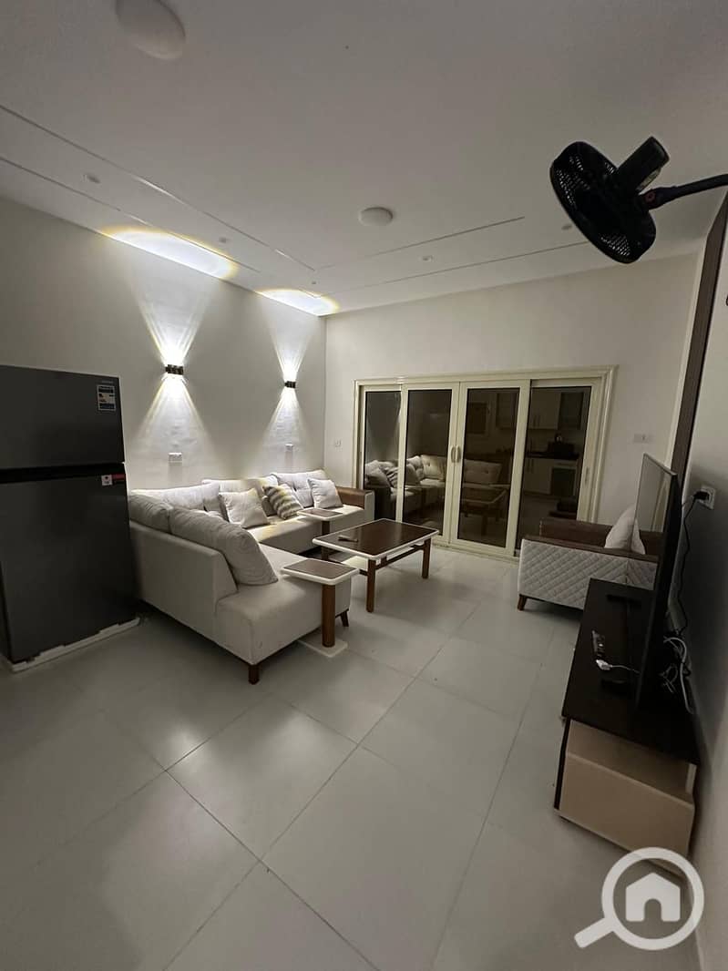 18 a03272e6-e8a0-496f-ba76-0b42317cd0fe. jpeg