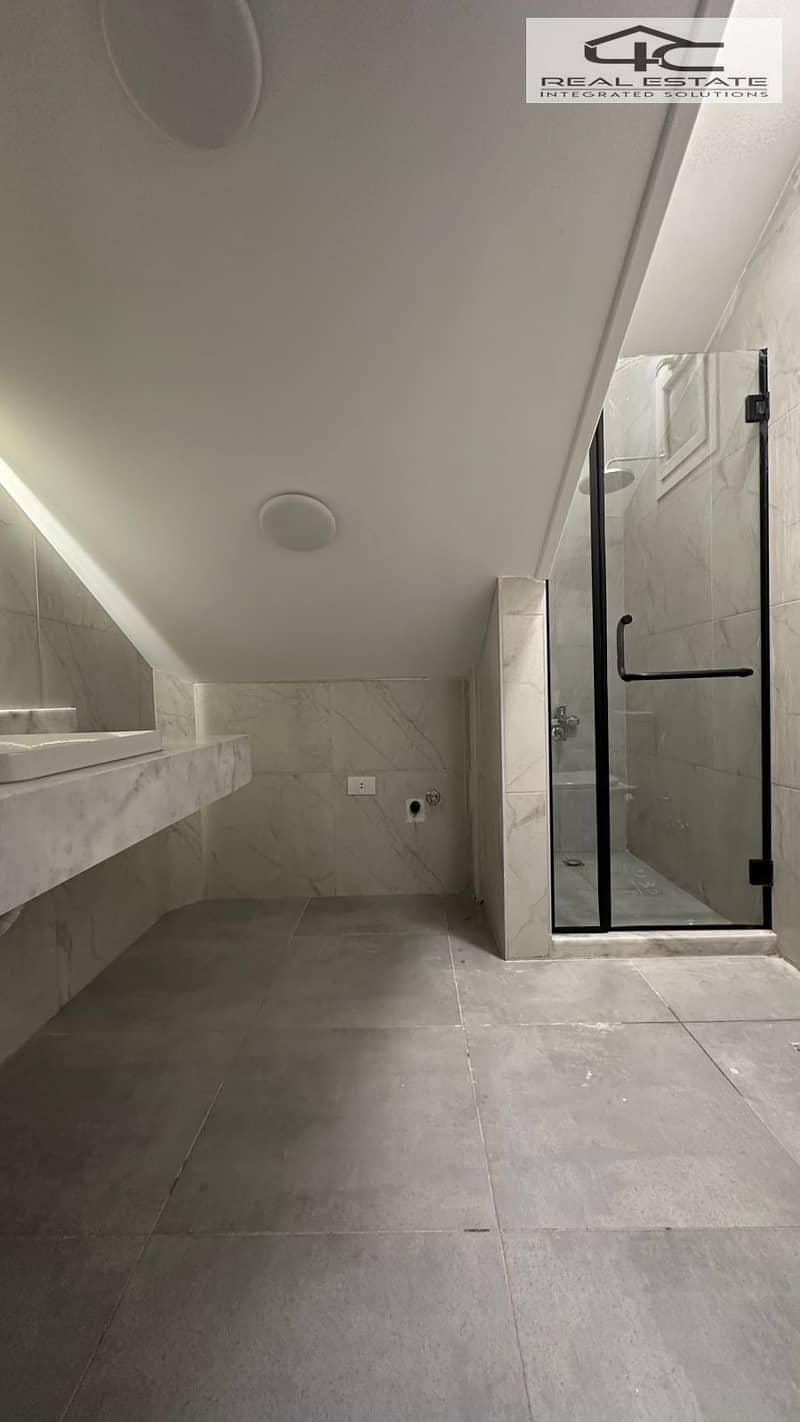 18 WhatsApp Image 2025-11-20 at 2.18. 00 PM. jpeg