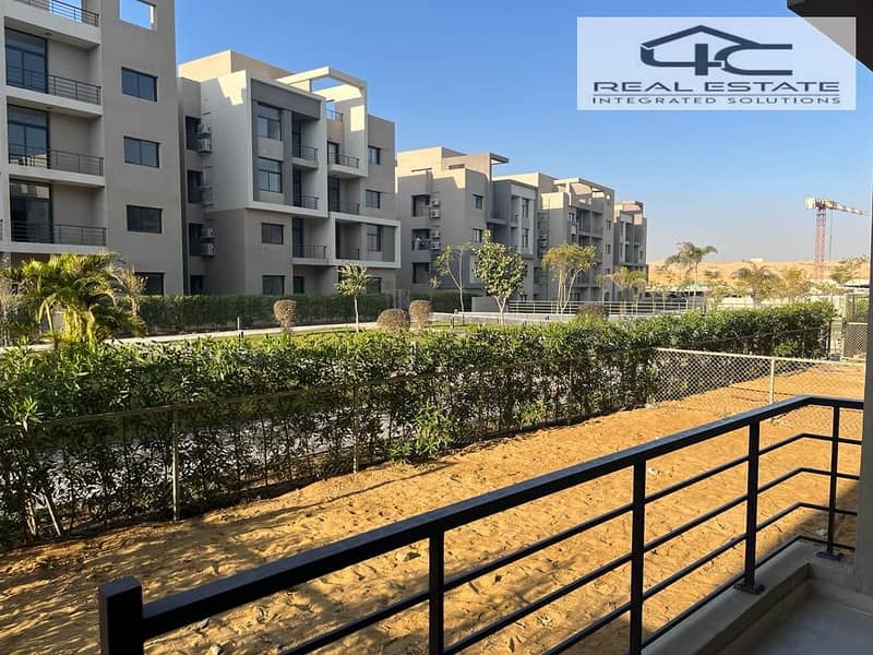 8 dc3458b2-28ef-4aad-a694-8b5430b1b5af. jpg