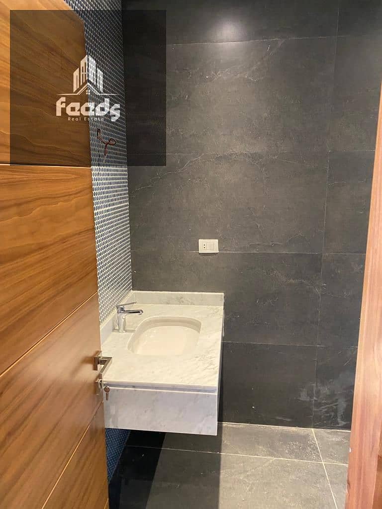 24 WhatsApp Image 2025-11-26 at 1.30. 41 PM (4). jpeg