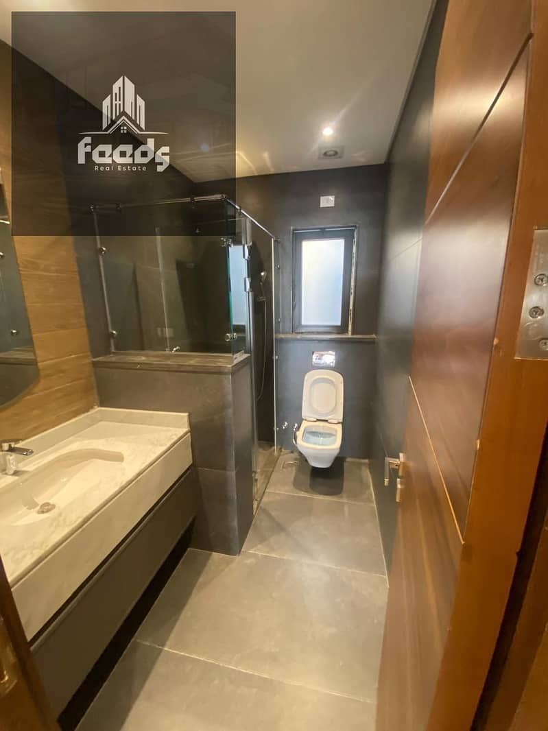 27 WhatsApp Image 2025-11-26 at 1.30. 41 PM (1). jpeg