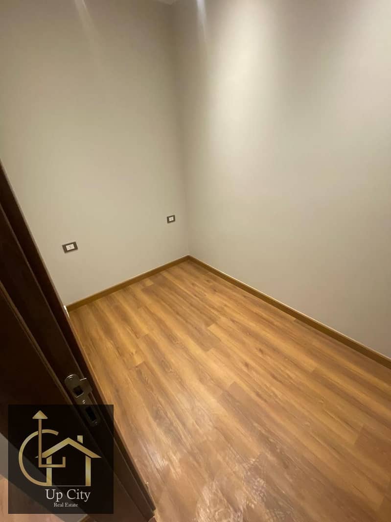 15 WhatsApp Image 2025-11-20 at 20.28. 46. jpeg