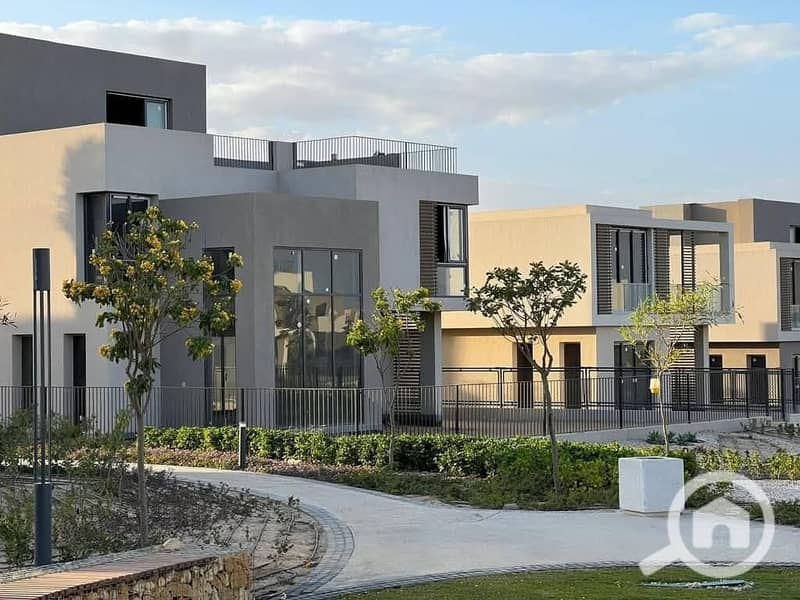 8 571125966_25465859089687251_6863264920256149948_n. jpg