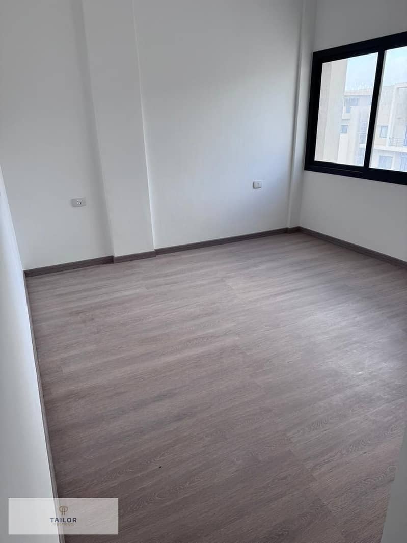 6 WhatsApp Image 2025-11-18 at 17.24. 29_00180b32. jpg