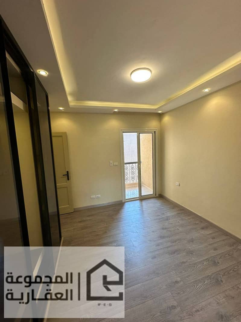 5 5e5dfa85-ee28-4701-aff7-8ff55b6f85e9. jpg