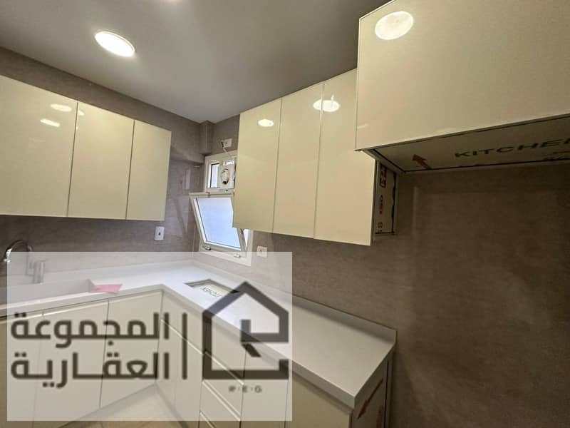 10 e61762eb-dc84-4076-ac50-5d08bba07e82. jpg