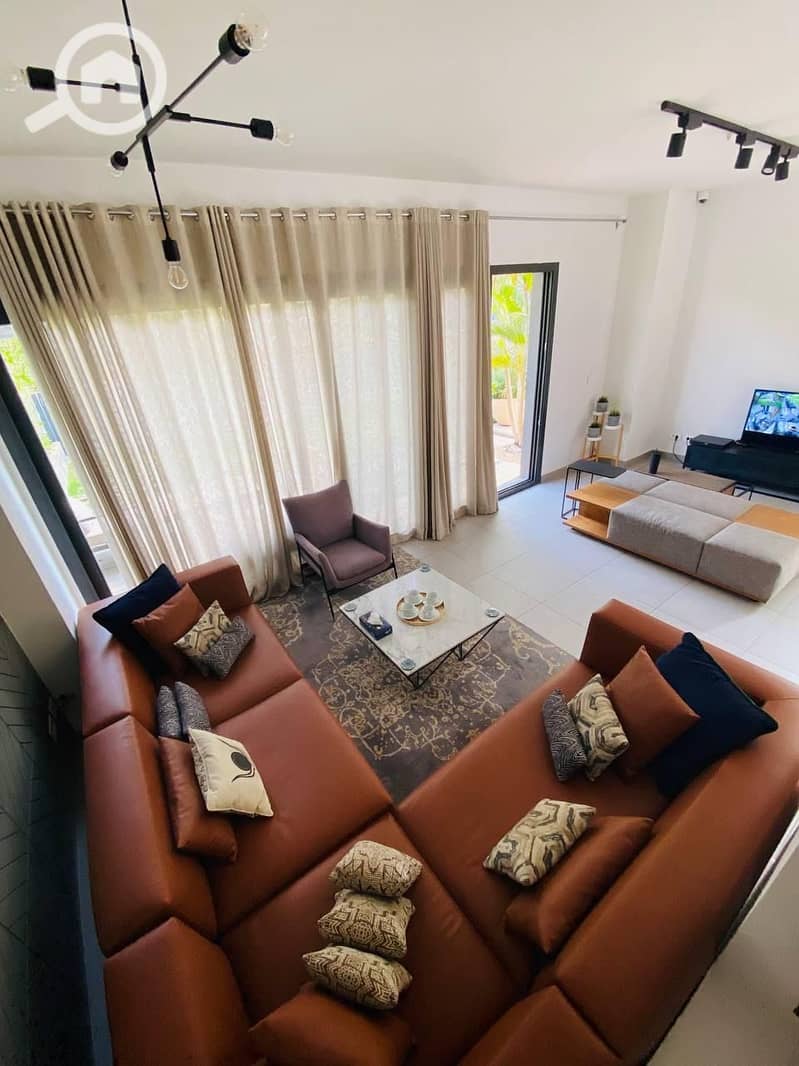 3 11657ce2-9996-41e4-a632-784e4daab021. jpeg