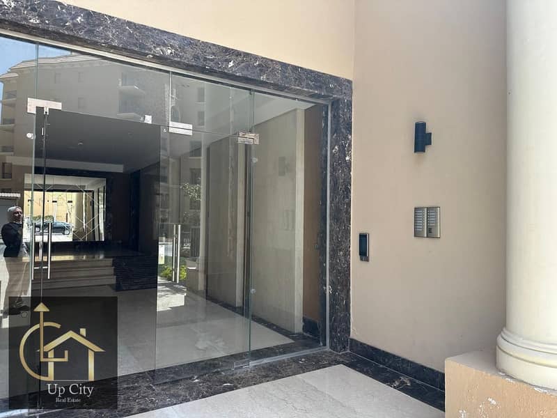 11 WhatsApp Image 2025-11-20 at 20.30. 20. jpeg