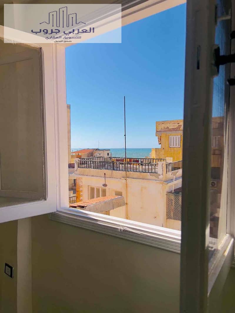 15 98d740e0-ecf8-44f3-bf01-17b41d2b1688. jpg