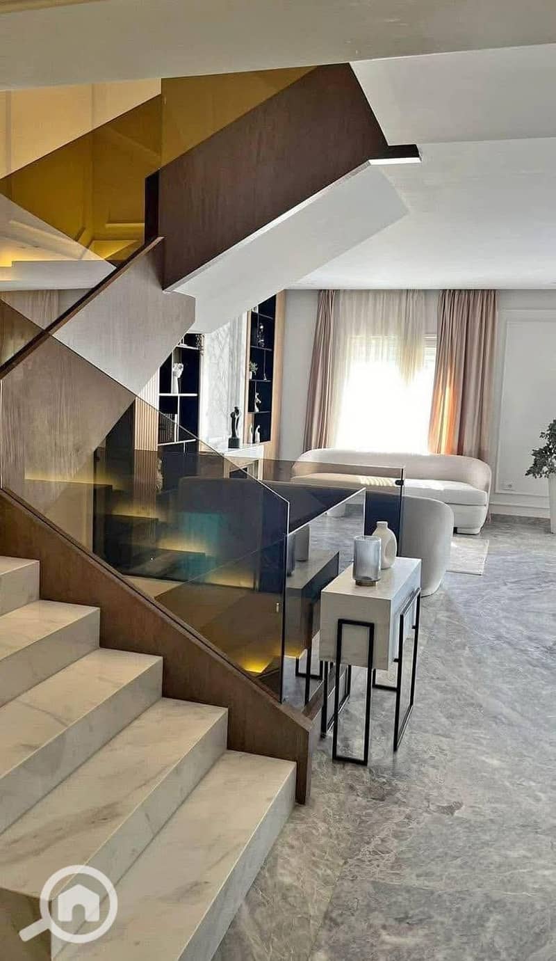 7 bea01b7b-5476-4937-9b6e-e2229125cf7f. jpeg