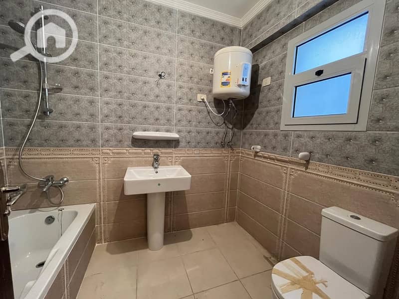 9 73a6db62-9649-4a11-9cdf-06b571ae2d87. jpeg