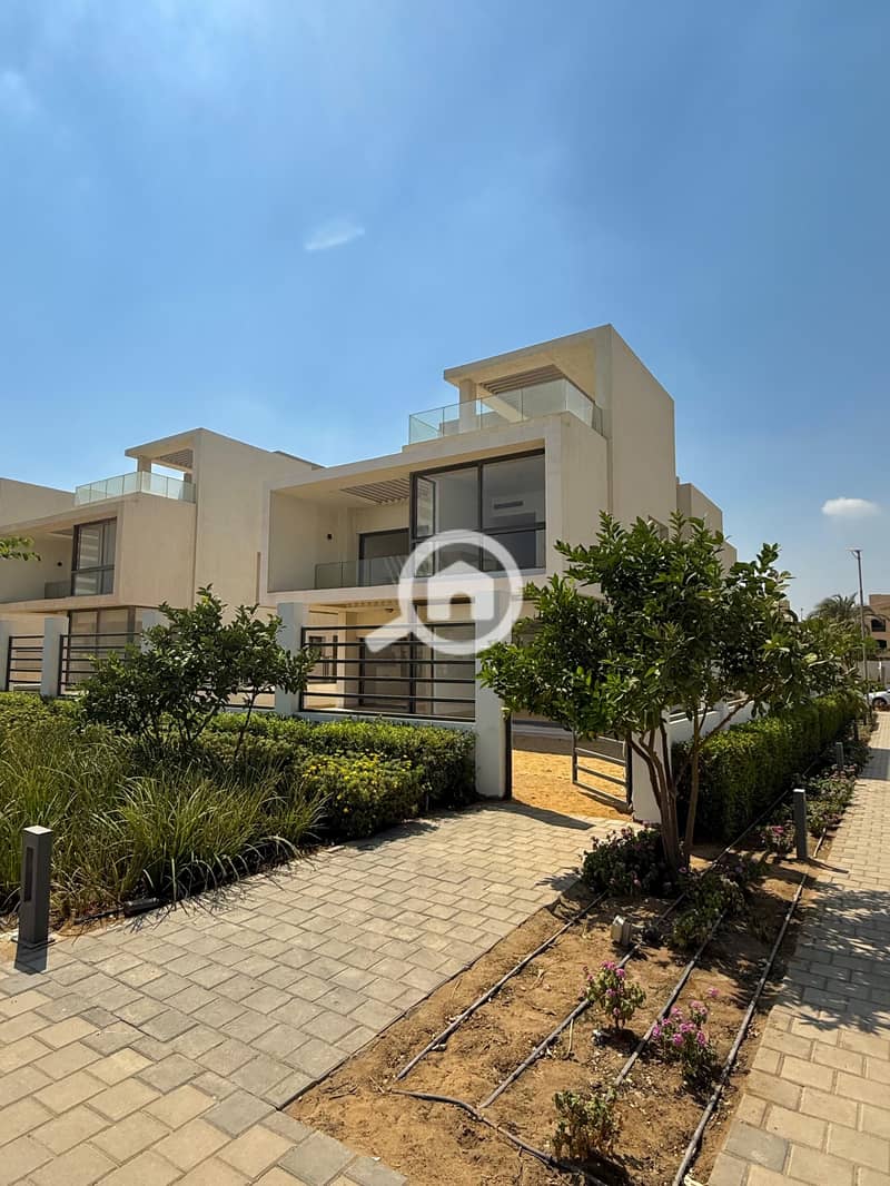 9 4c9ead4b-5d0c-4955-8afb-5dda97fd9325. jpeg