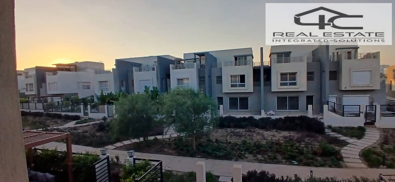 9 20251028_174312. jpg