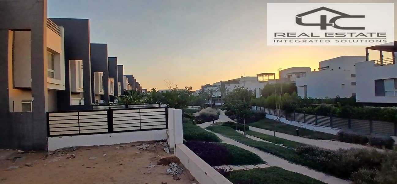 10 20251028_175120. jpg