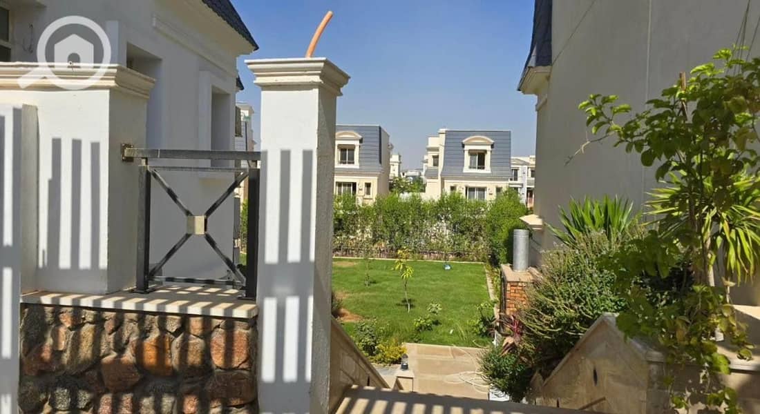 0dfcf878-dce2-42f9-863e-decf9319c3ae. jpeg