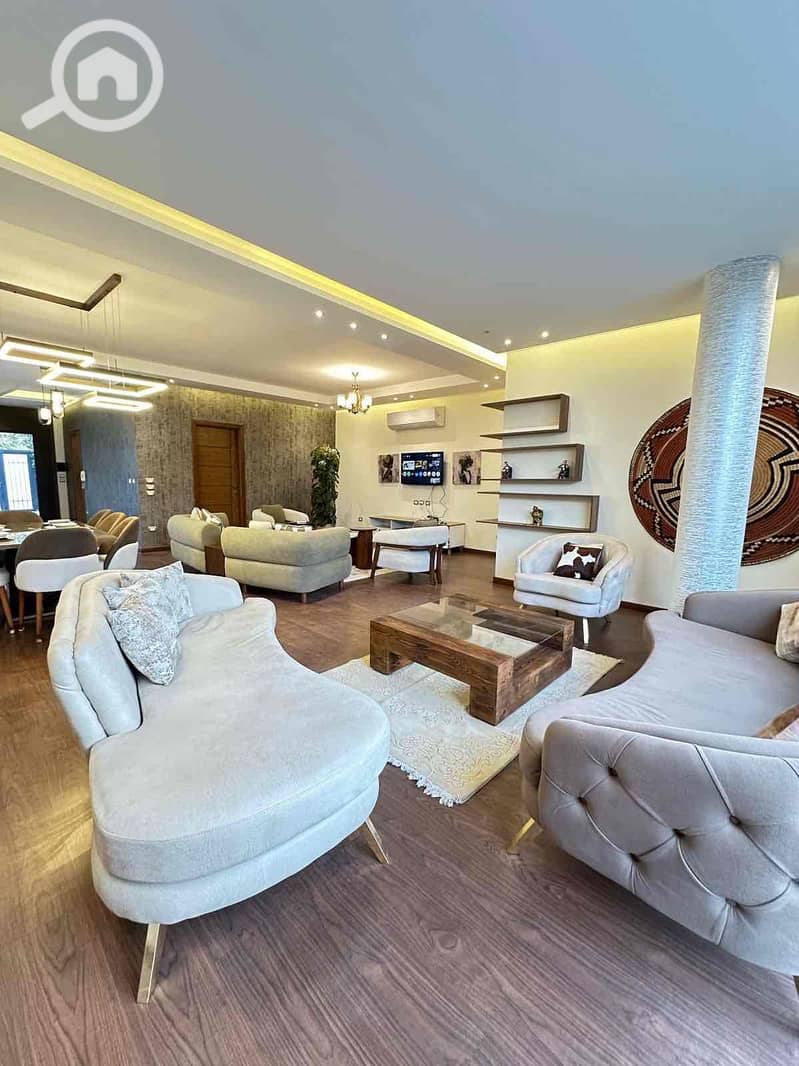 4 32bb38bc-818f-4474-bb28-c2fd893dec68. jpg